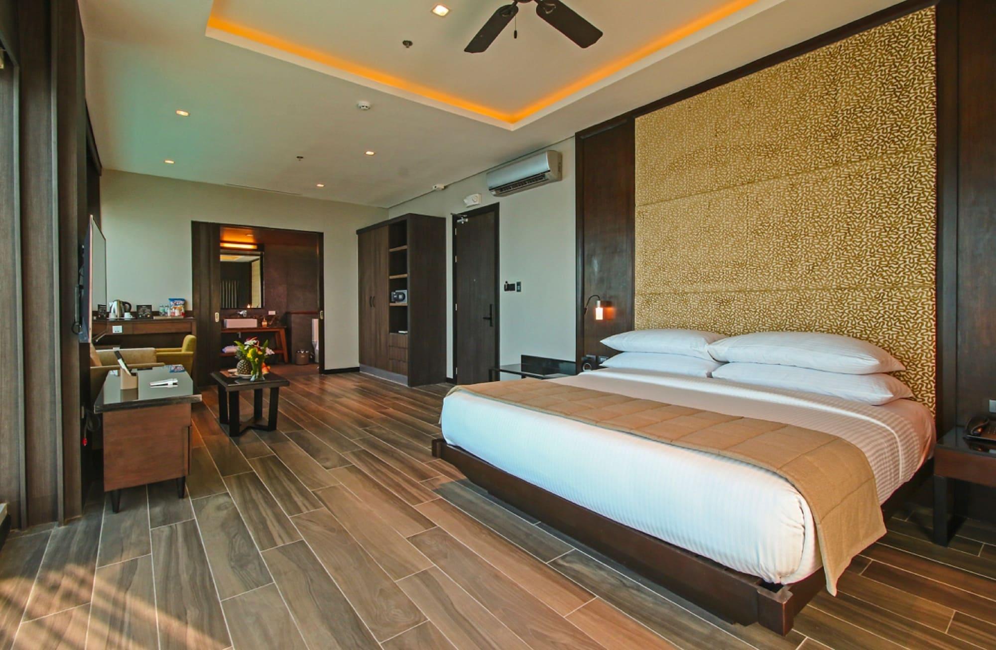 Two Seasons Coron Bayside Hotel Extérieur photo
