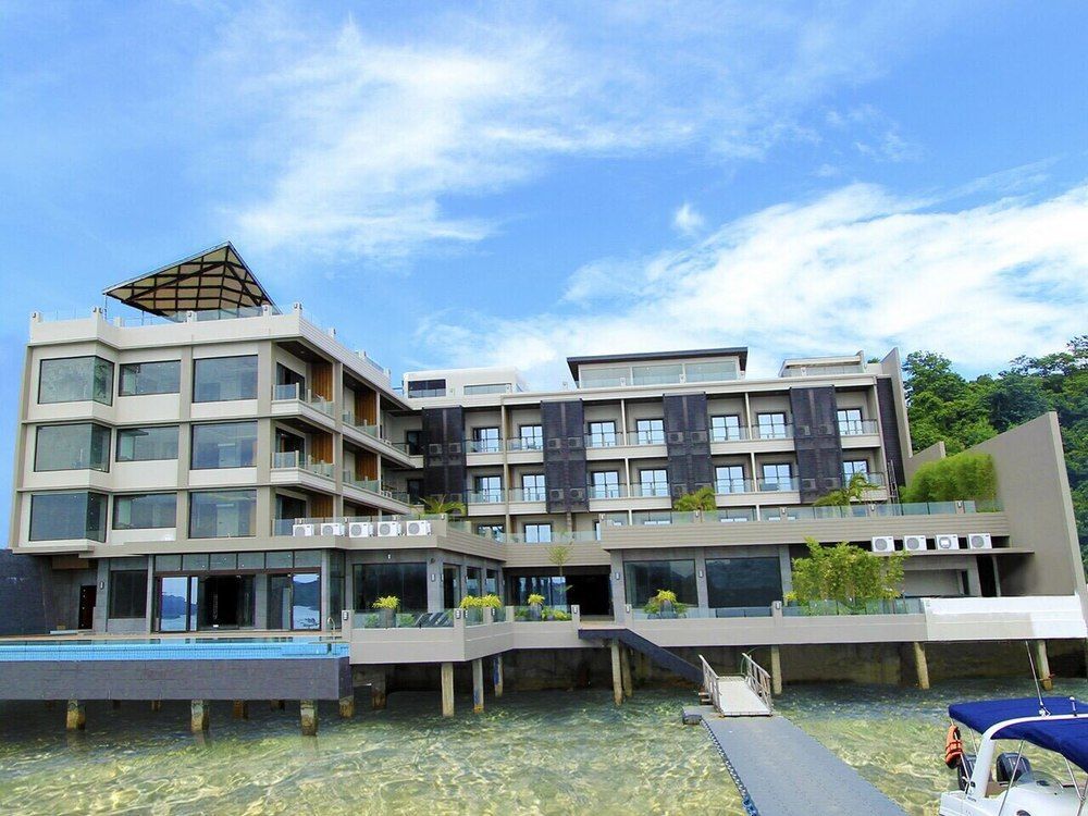 Two Seasons Coron Bayside Hotel Extérieur photo